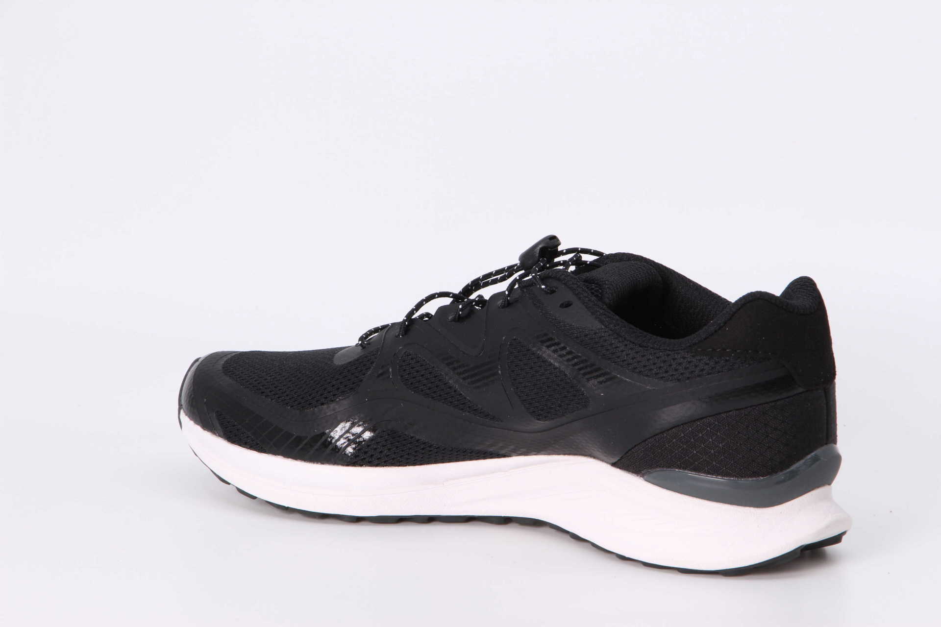 Merrell Skyquest Trek black