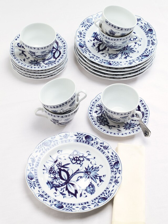 KAHLA Untertasse ROSSELLA ZWIEBELMUSTER weiß/ blau