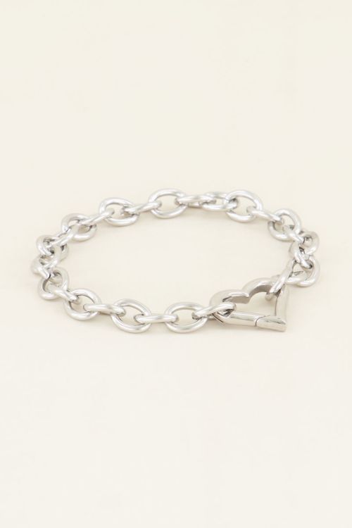 Schakelarmband met hartjes sluiting