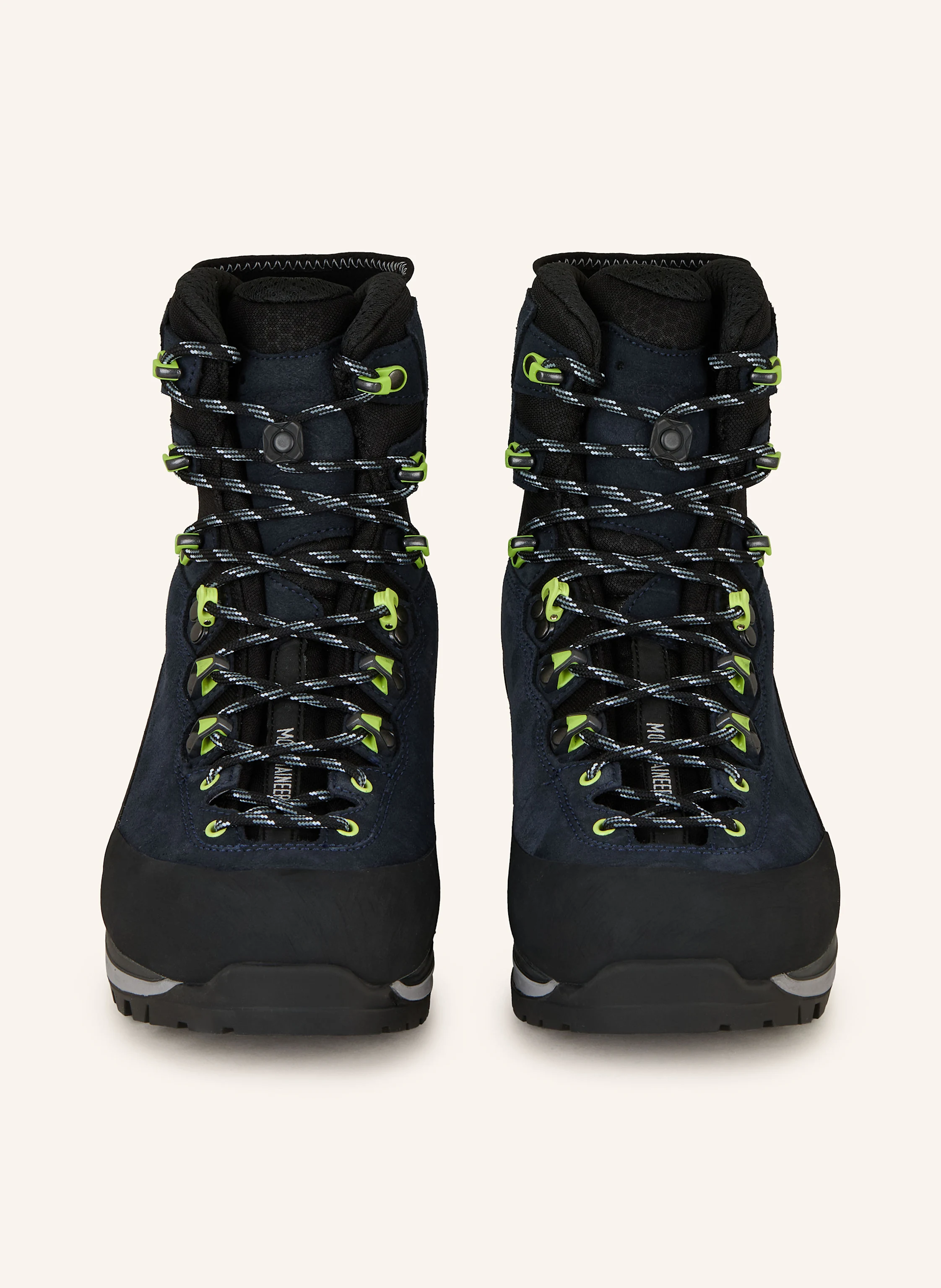 LOWA Bergschuhe CEVEDALE PRO GTX MID