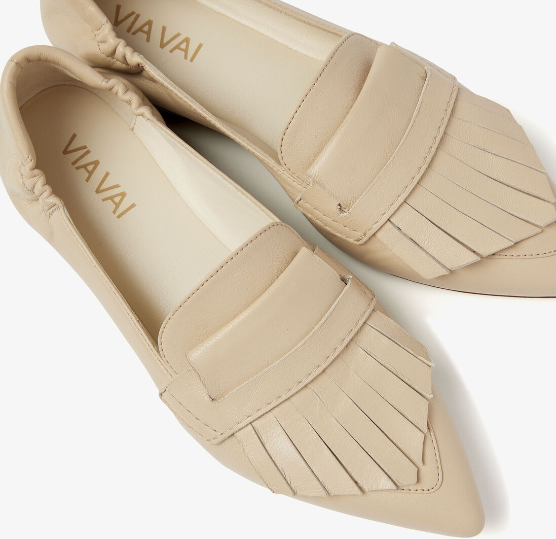 VIA VAI beige via vai loafers lola oakley