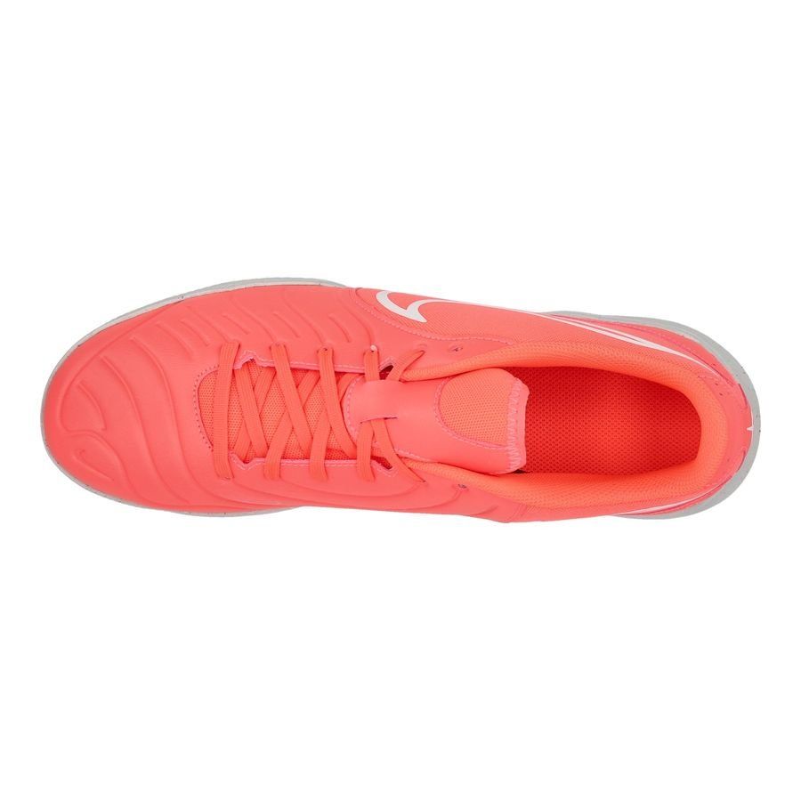 Nike Tiempo Legend 10 Club IC Mad Energy - Hot Lava/Blanc