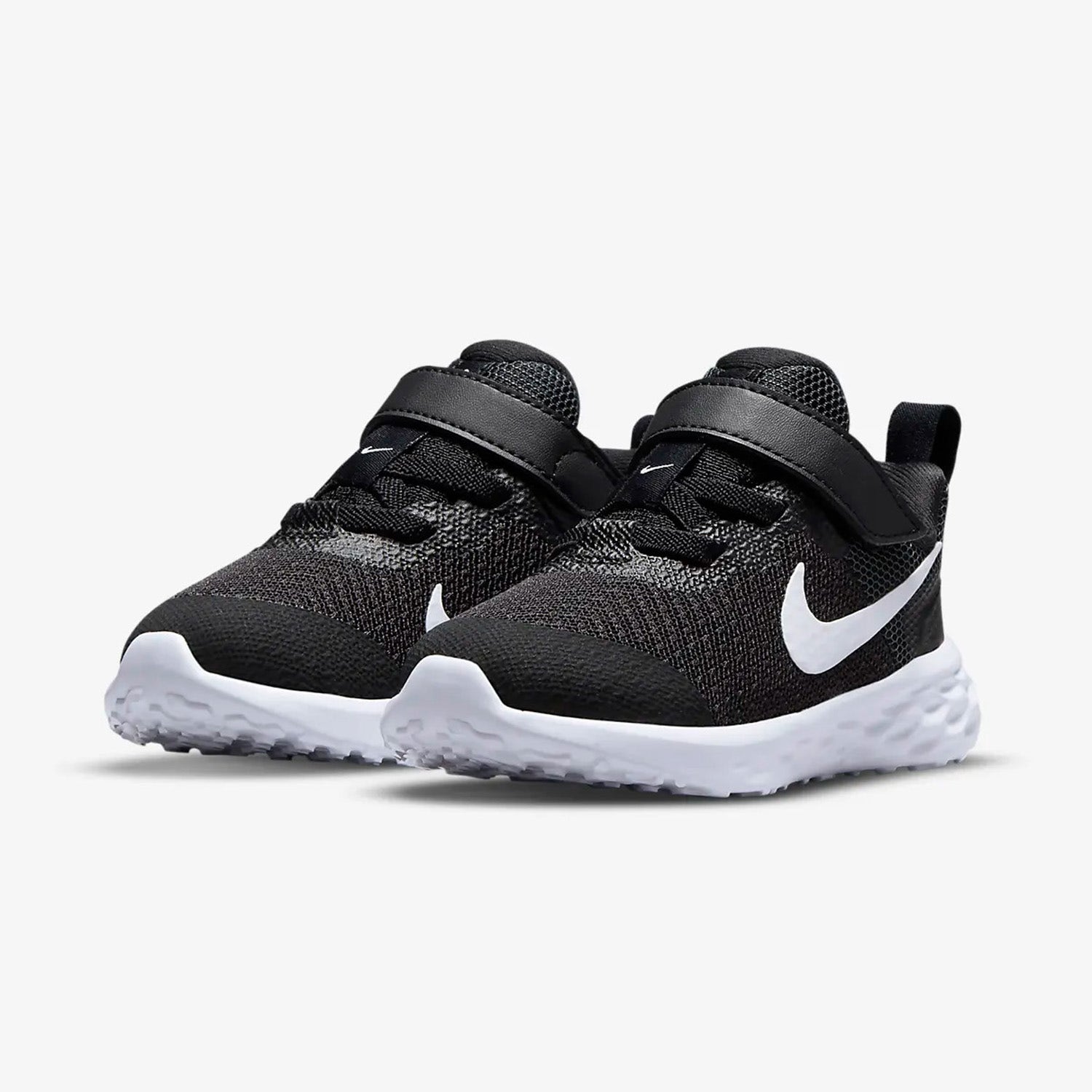 Nike  Revolution 6