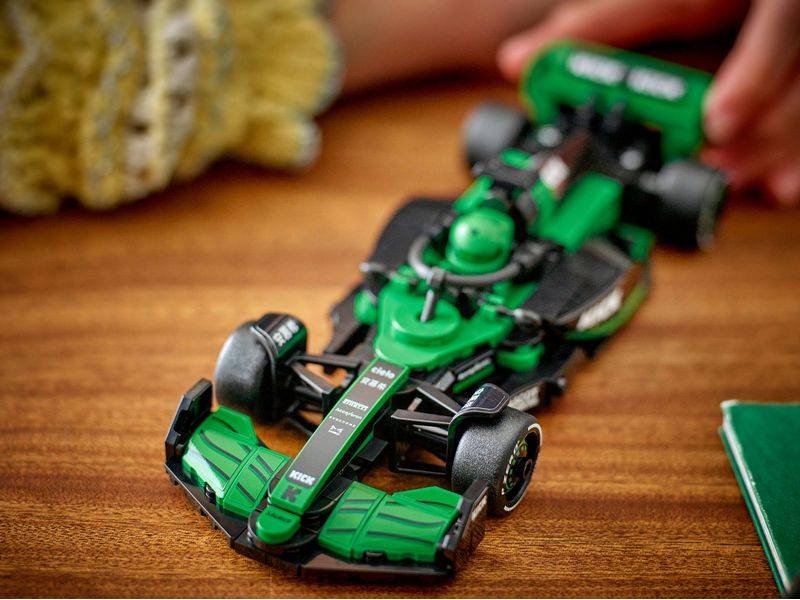LEGO® Speed Champions Kick Sauber F1 Team C44 Rennauto 7724 Lego-Rennwagen