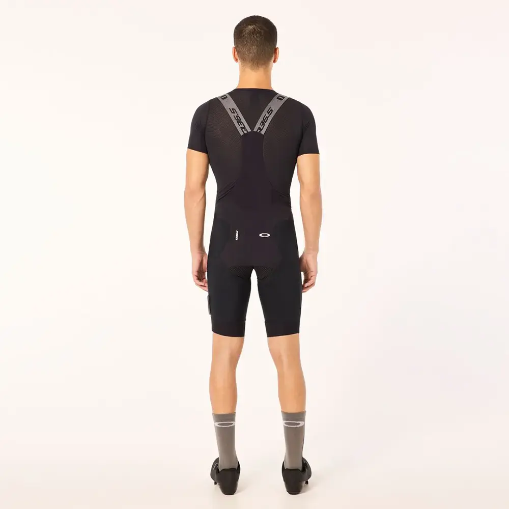 Q36.5 x Oakley Gridskin Fietsbroek Kort Zwart Heren