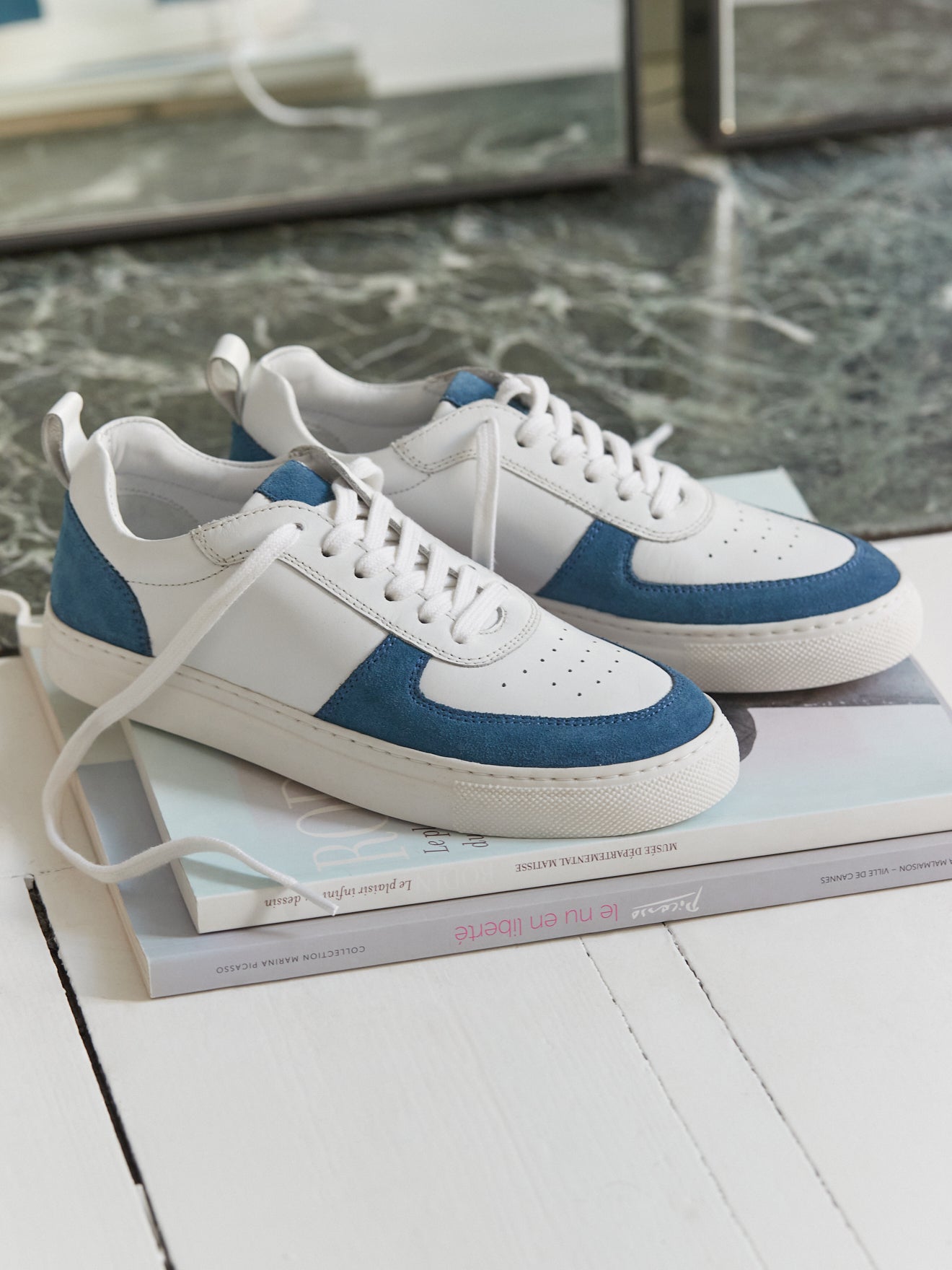 Baskets lacées cuir femme