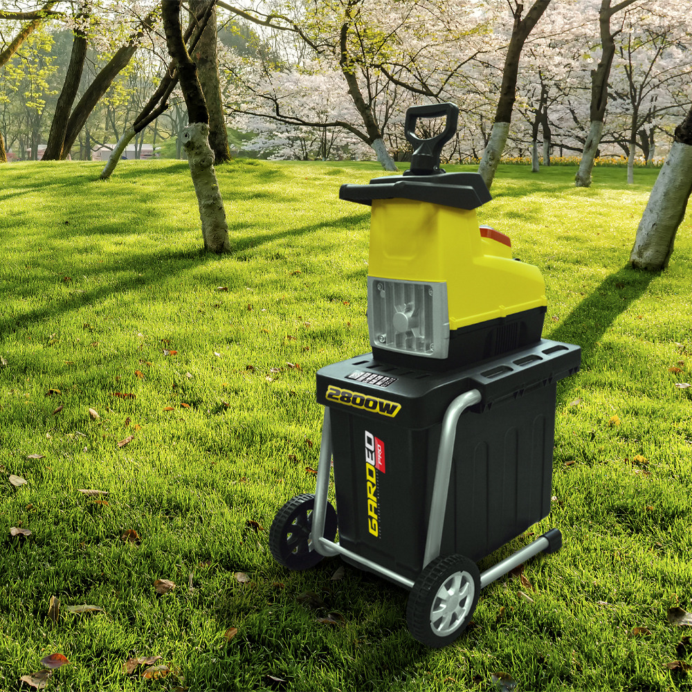 Broyeur de végétaux électrique 2800w 44mm - gardeo