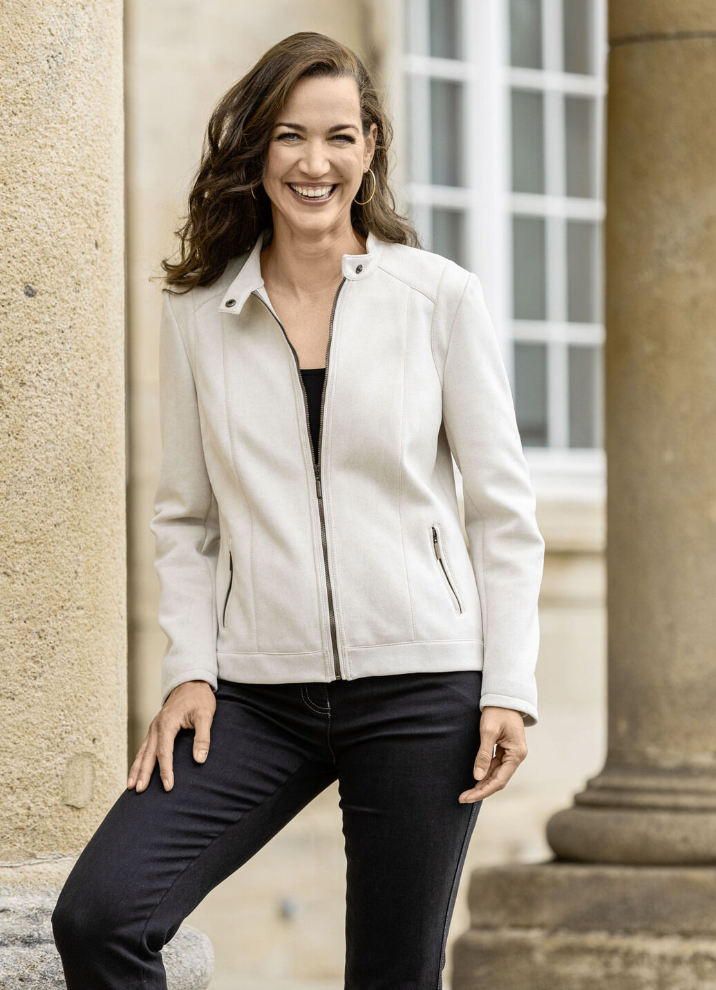 Jacke mit Stehkragen