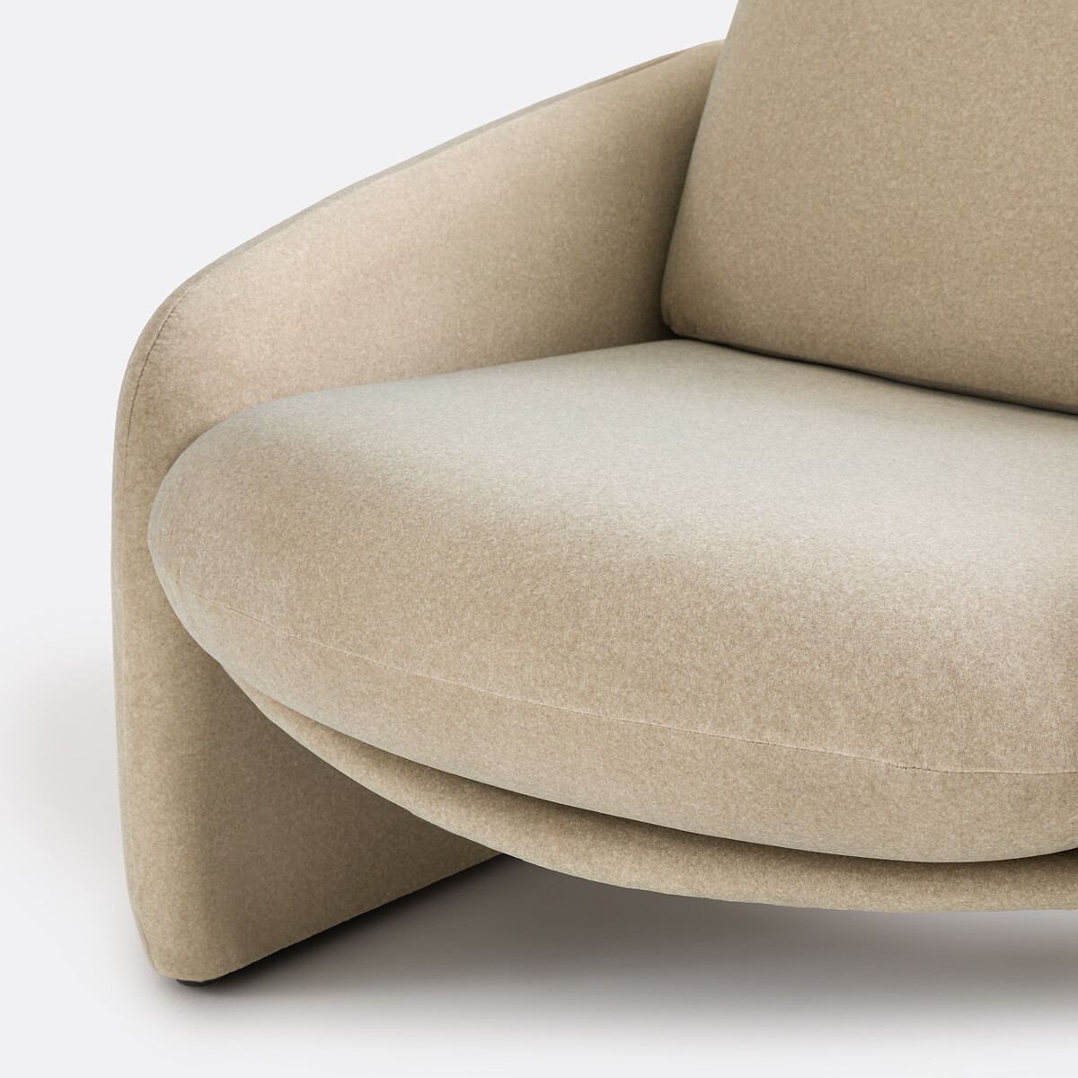 LA REDOUTE INTERIEURS<br>Poltrona estofada, veludo fosco, Bellagio