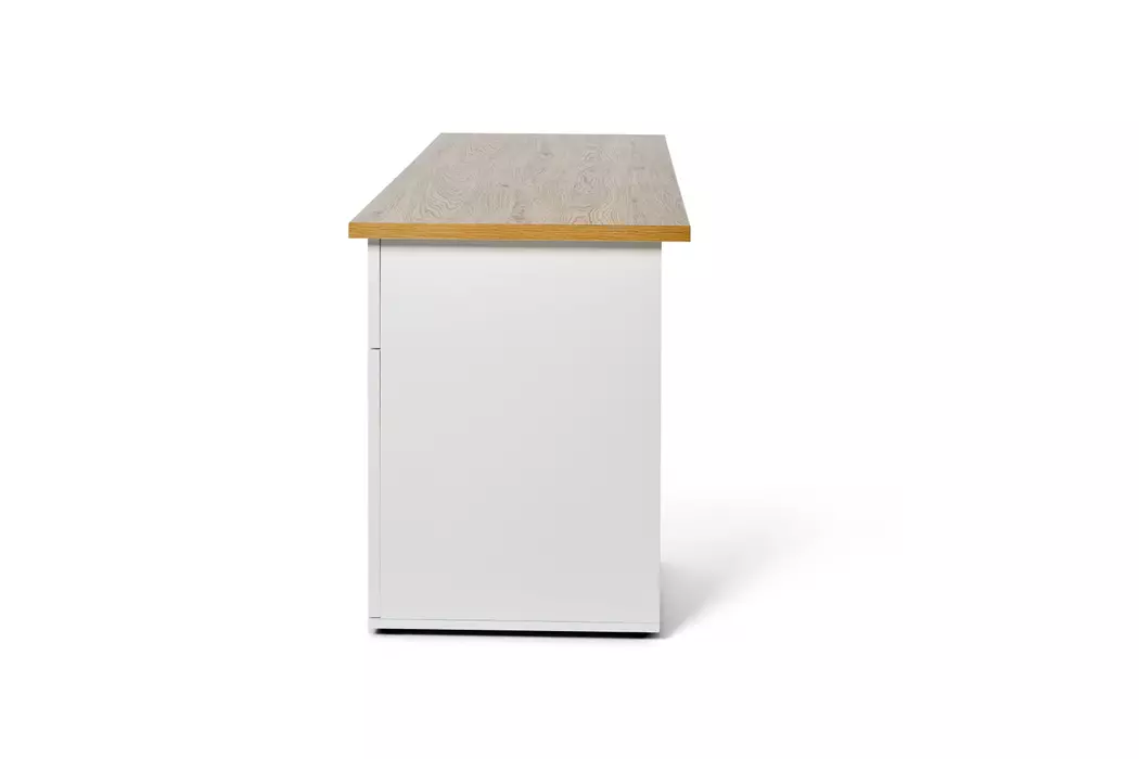 Schreibtisch 96CM2 / Chalet D 140
