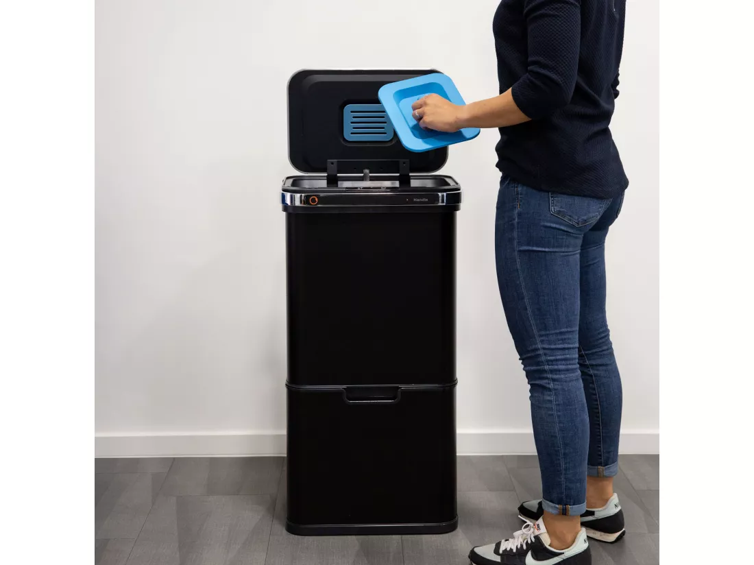 Poubelle à capteur 60L Fonction autonettoyante et filtre à charbon actif