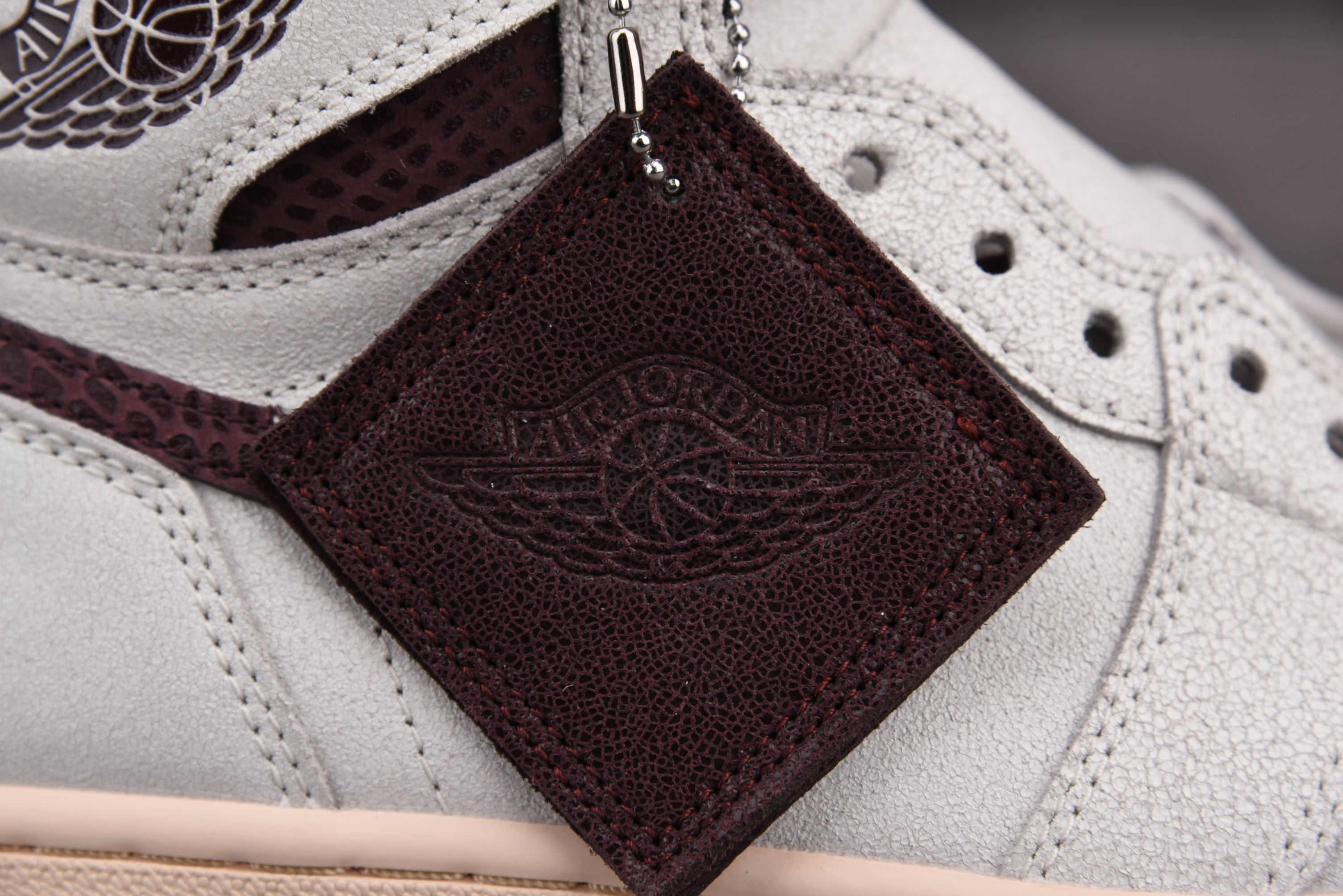Jordan 1 Retro High OG A Ma Maniére