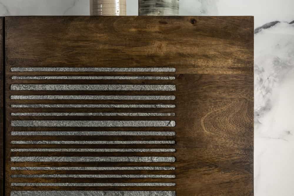 Massives Highboard ONYX 120cm dunkelbraun Mangoholz Edelstein Achat gold Metallgestell