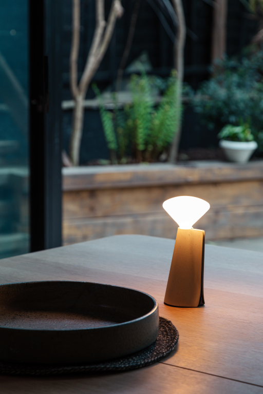 Tala LED Mantle tafellamp oplaadbaar Stone White