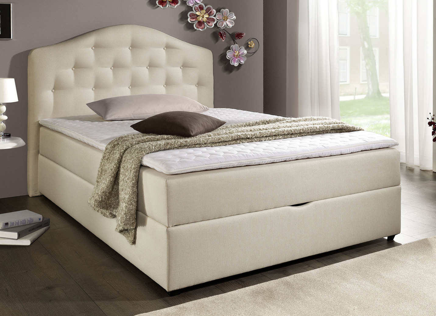 Boxspringbett mit Bettkasten und Kaltschaumtopper