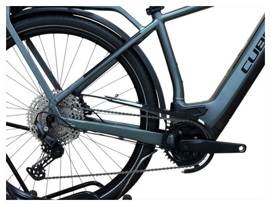 Produit reconditionné . Cube Kathmandu Hybrid Pro 625 SHIMANO 2022 . Vélo électrique . Cube . très bon état