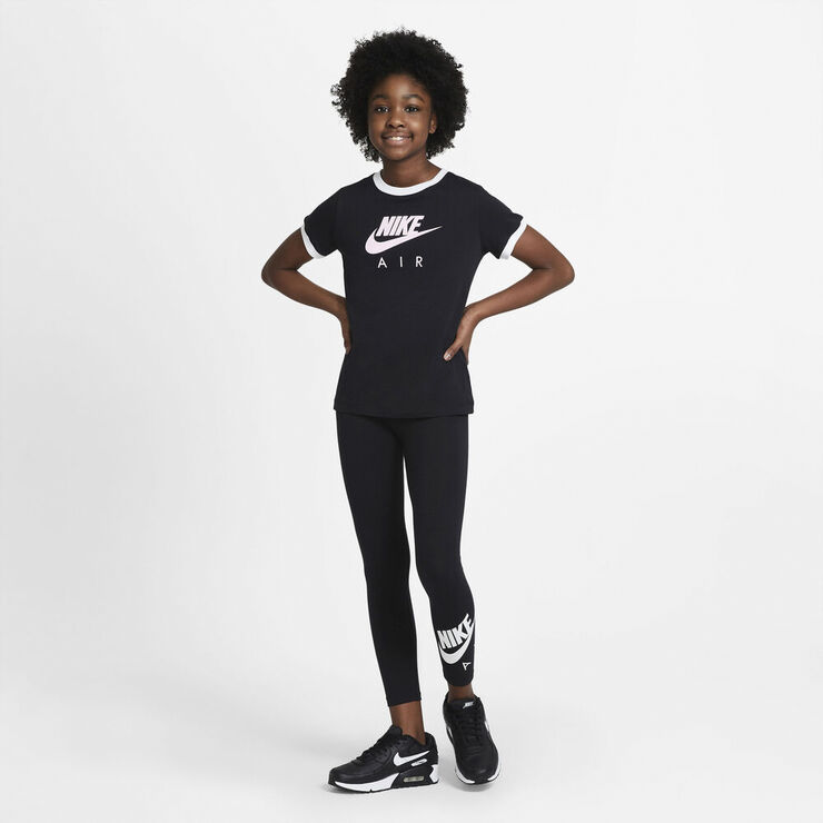 Nike Sportswear T Shirt Sort
