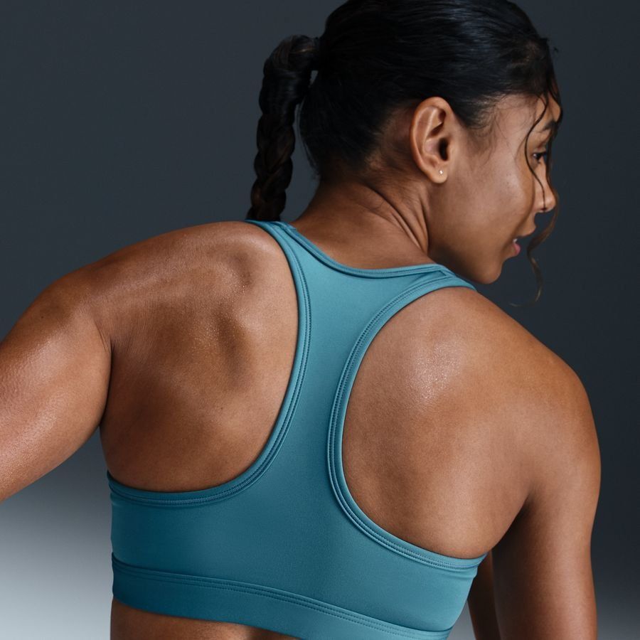 Nike Swoosh Medium Support