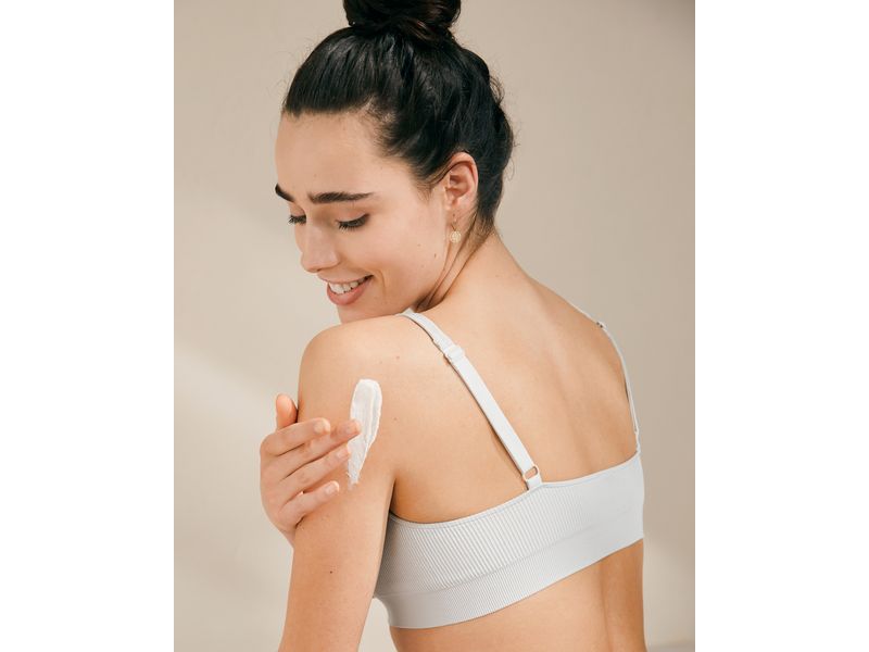 NIVEA SUN Sonnencreme UV Dry Protect Sport Tube LSF 30 175 Das UV Dry Protect Sport Cream-Gel LSF 30 ist schweissresistent, bietet sofortigen und zuverlässigen Schutz und sorgt für ein angenehmes Hautgefühl: UV Dry Protect Sport Tube LSF 30