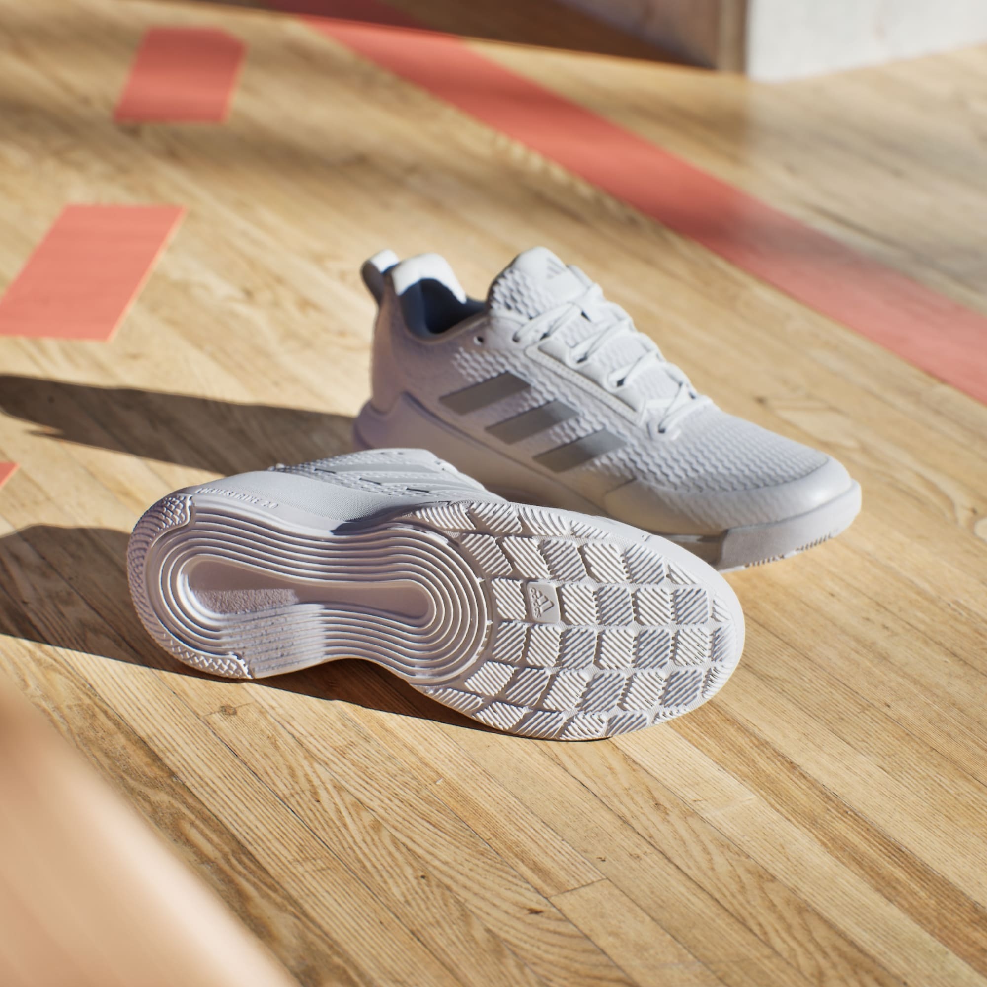 Novaflight 2 Dame Cloud White/Silver Metallic/Cloud White