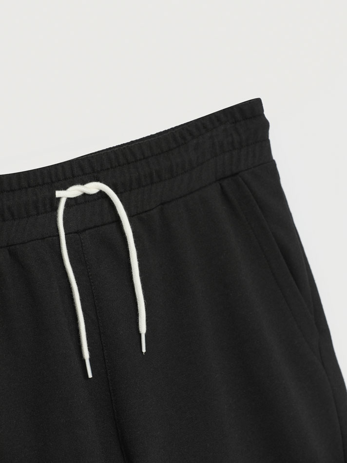 Conjunto com 2 shorts de moletom básicos - Preto