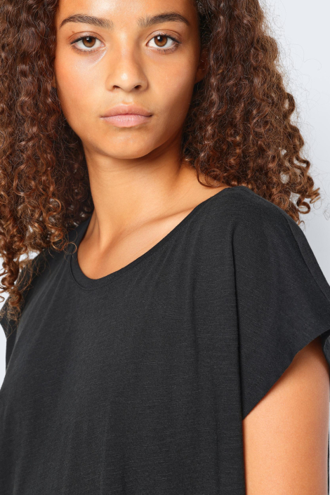 Noisy may zwarte dames t-shirt