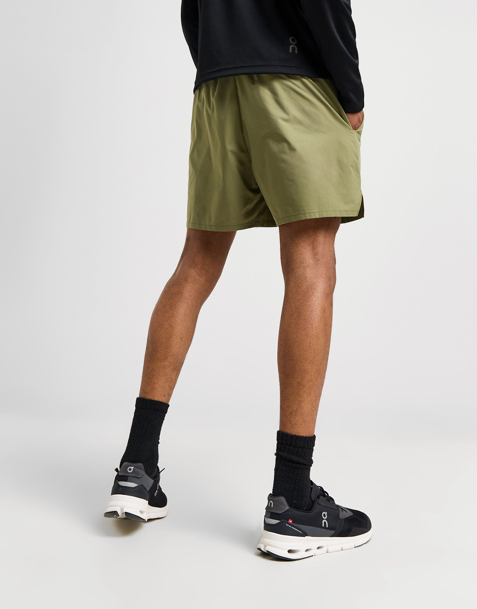 On Running Short Essential Homme