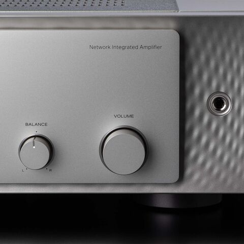 Marantz MODEL 40n – exclusieve hifi-streamingversterker Zilver
