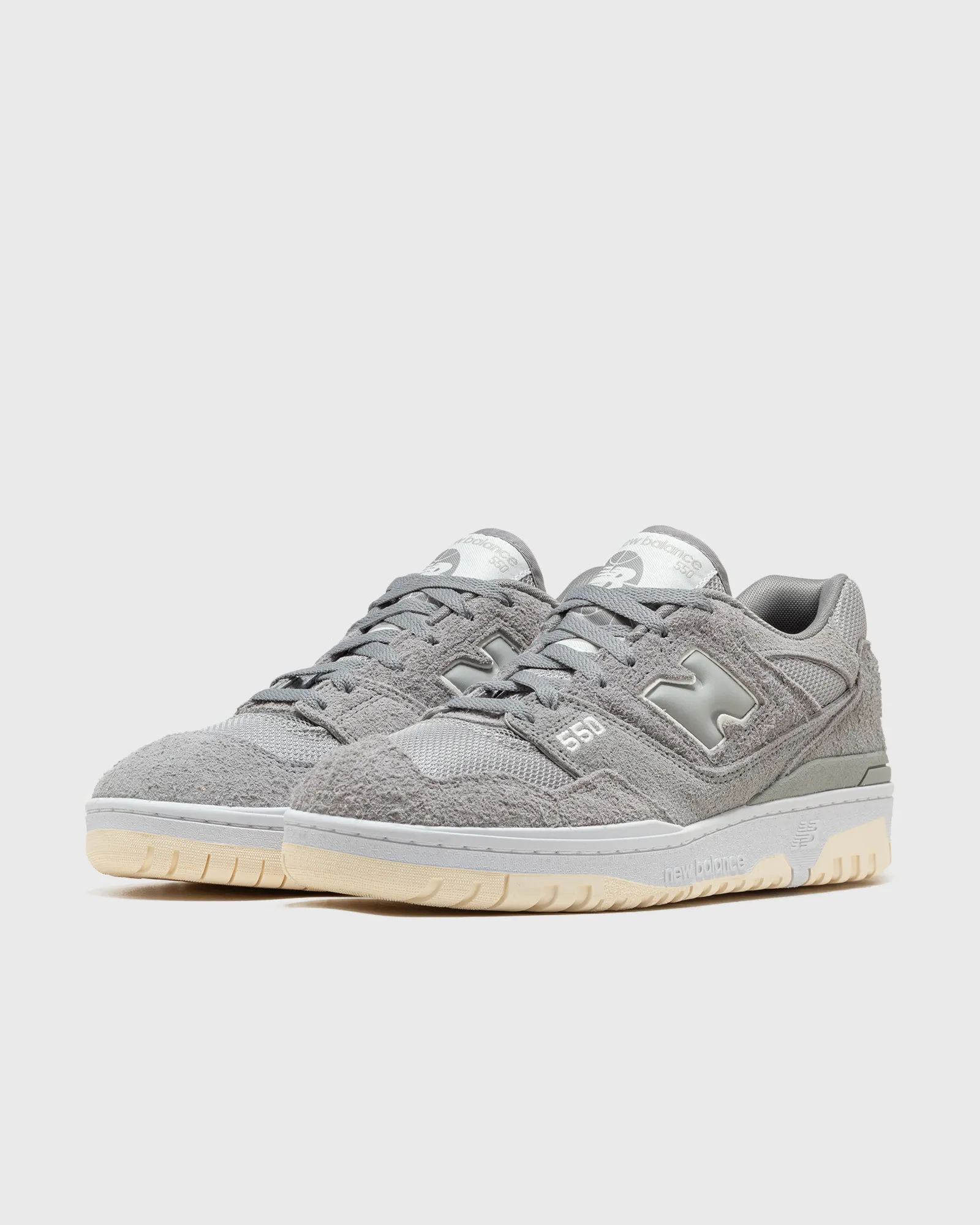New Balance 550