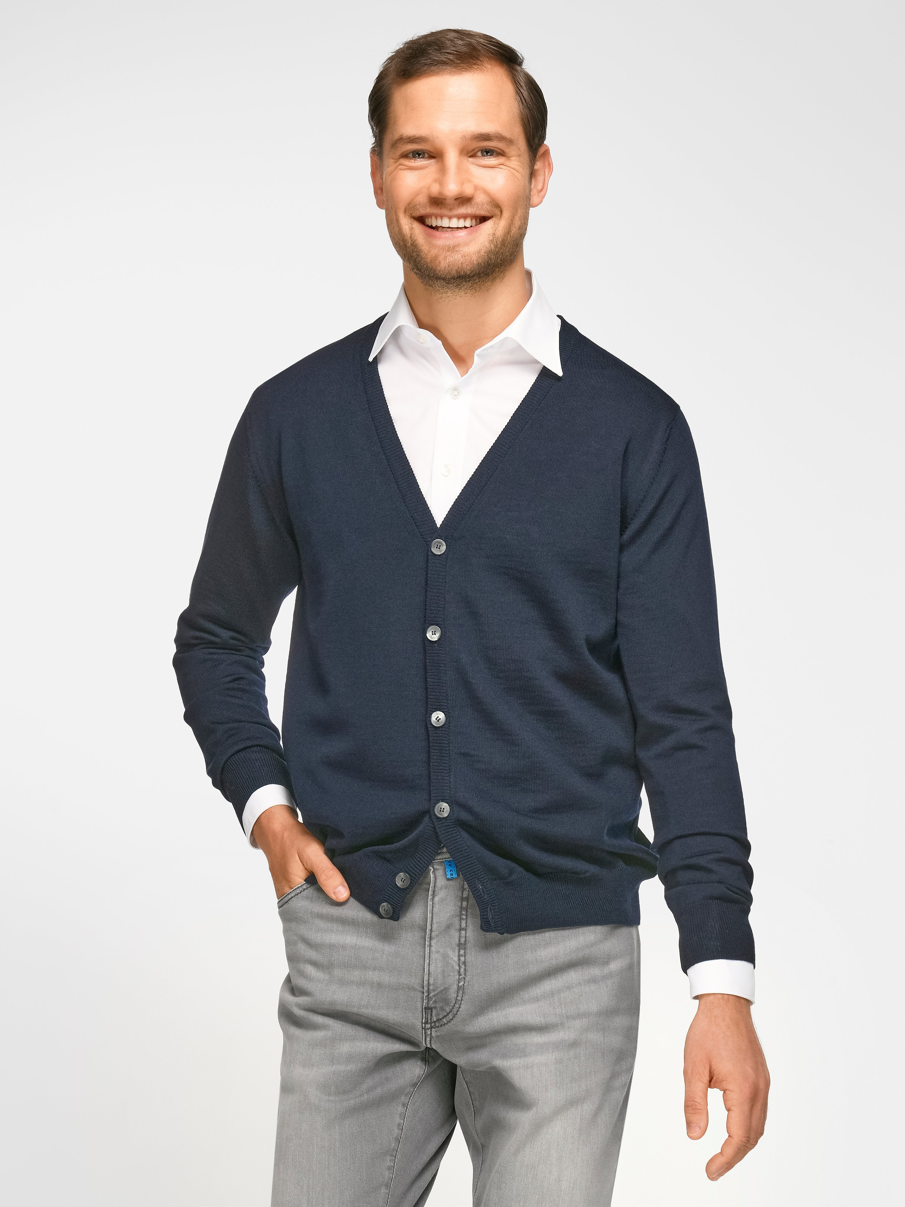 Strickjacke aus 100% Schurrwolle