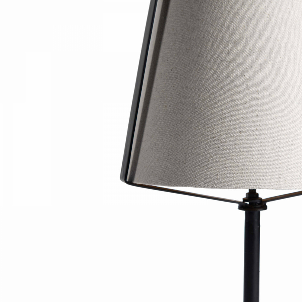 Lampe à poser design avec abat-jour en lin