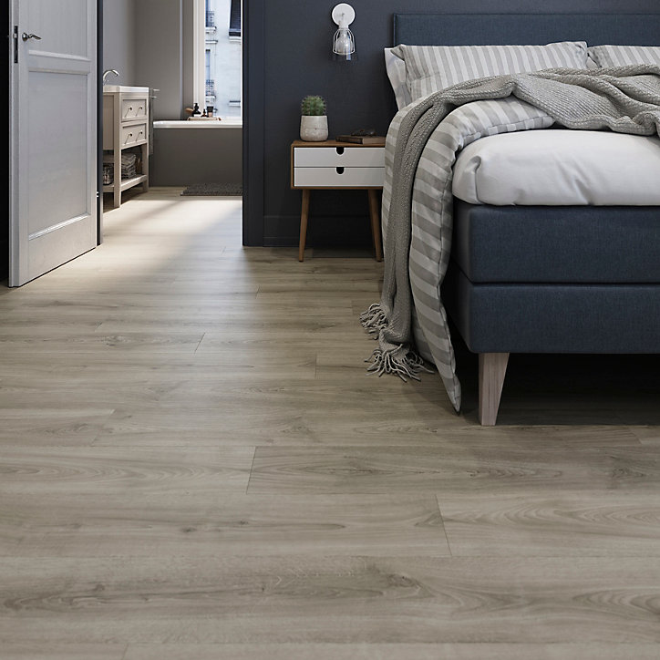 Sol stratifié clipsable Cleobury chêne gris 10 mm compatible pièces humides