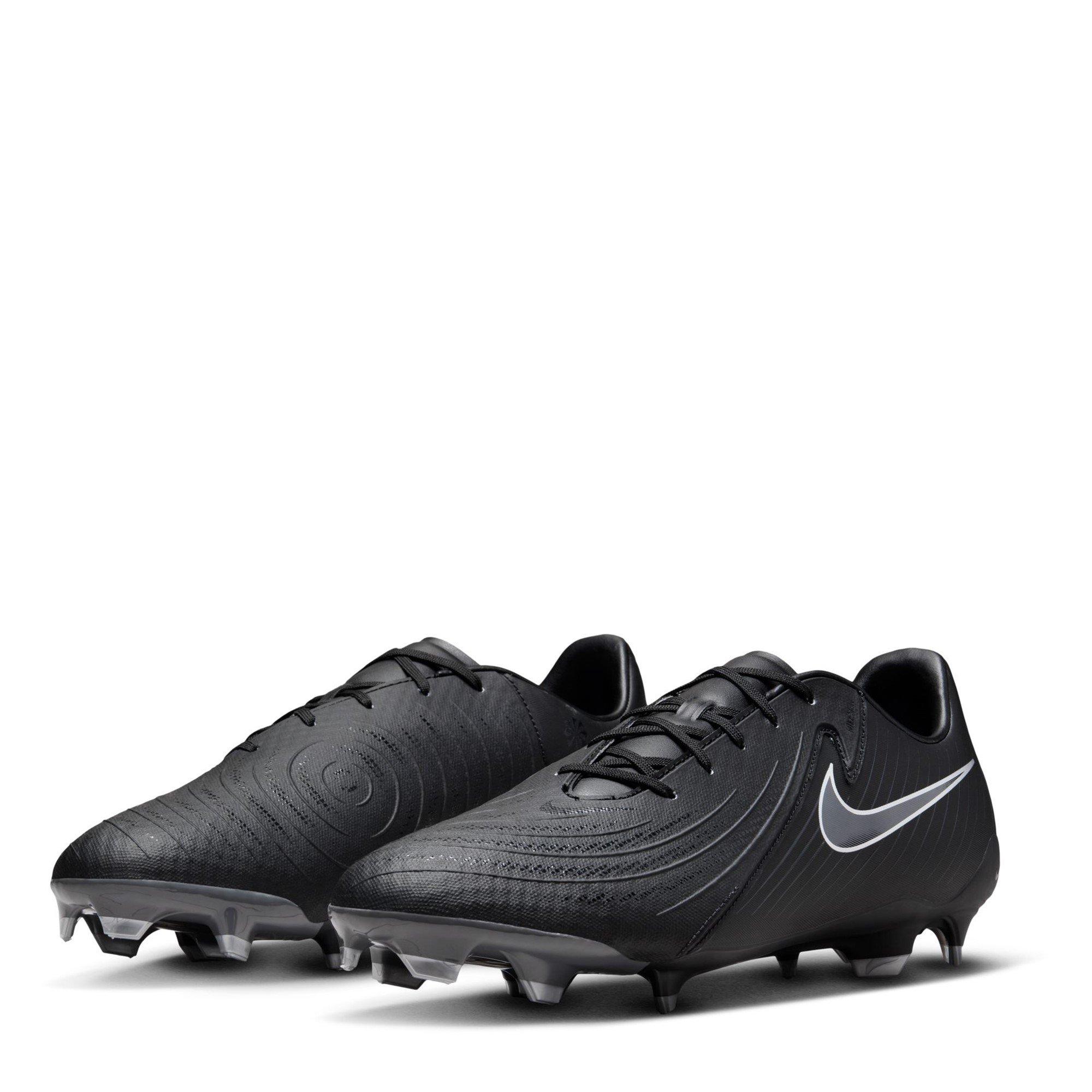 Nike Phantom GX II Academy Firm Ground Football Boots