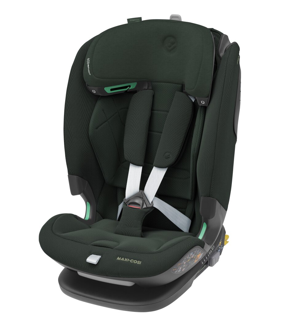 Titan Pro i-Size 15 M - 12 Y  76 - 150 cm  9 - 36 kg    G-CELL-Seitenaufprallschutz |    Easy-in-Gurtsystem |    ClimaFlow Temperaturregulierung |    AirProtect®-Sicherheitskissen |