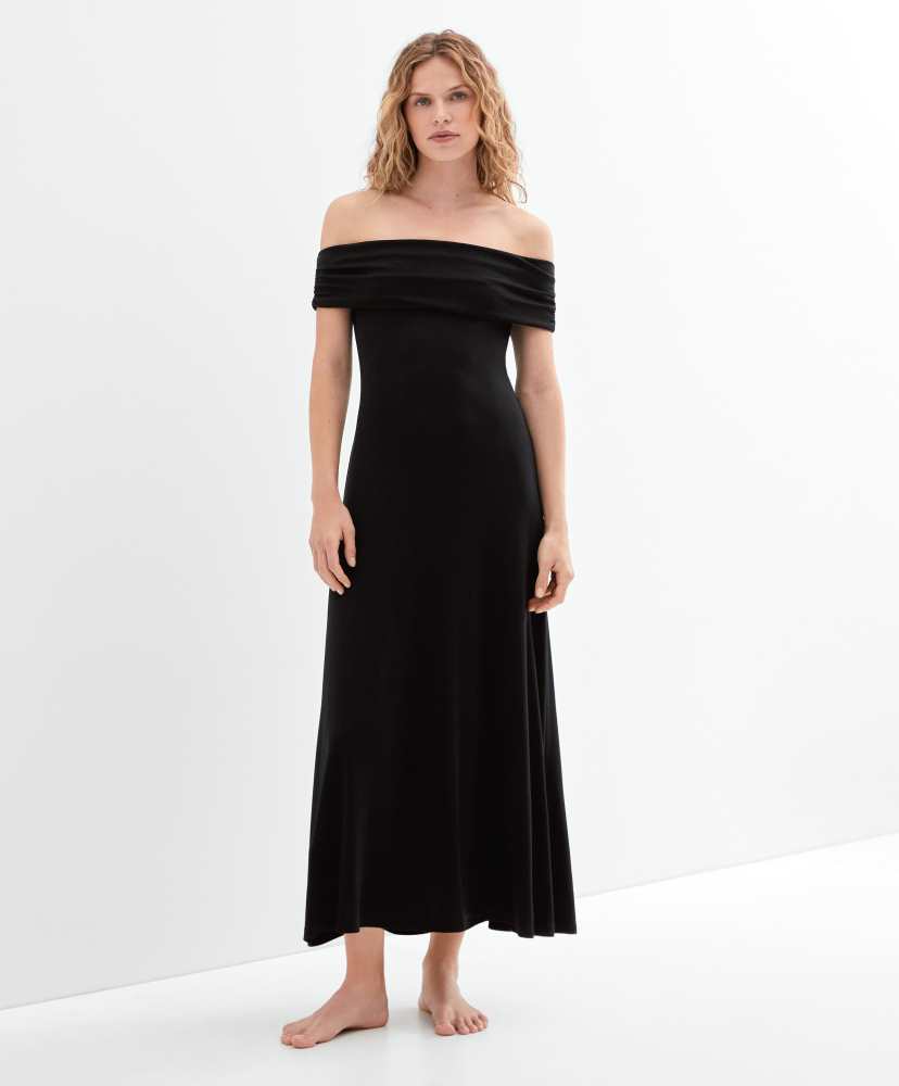 Vestido ombro a ombro