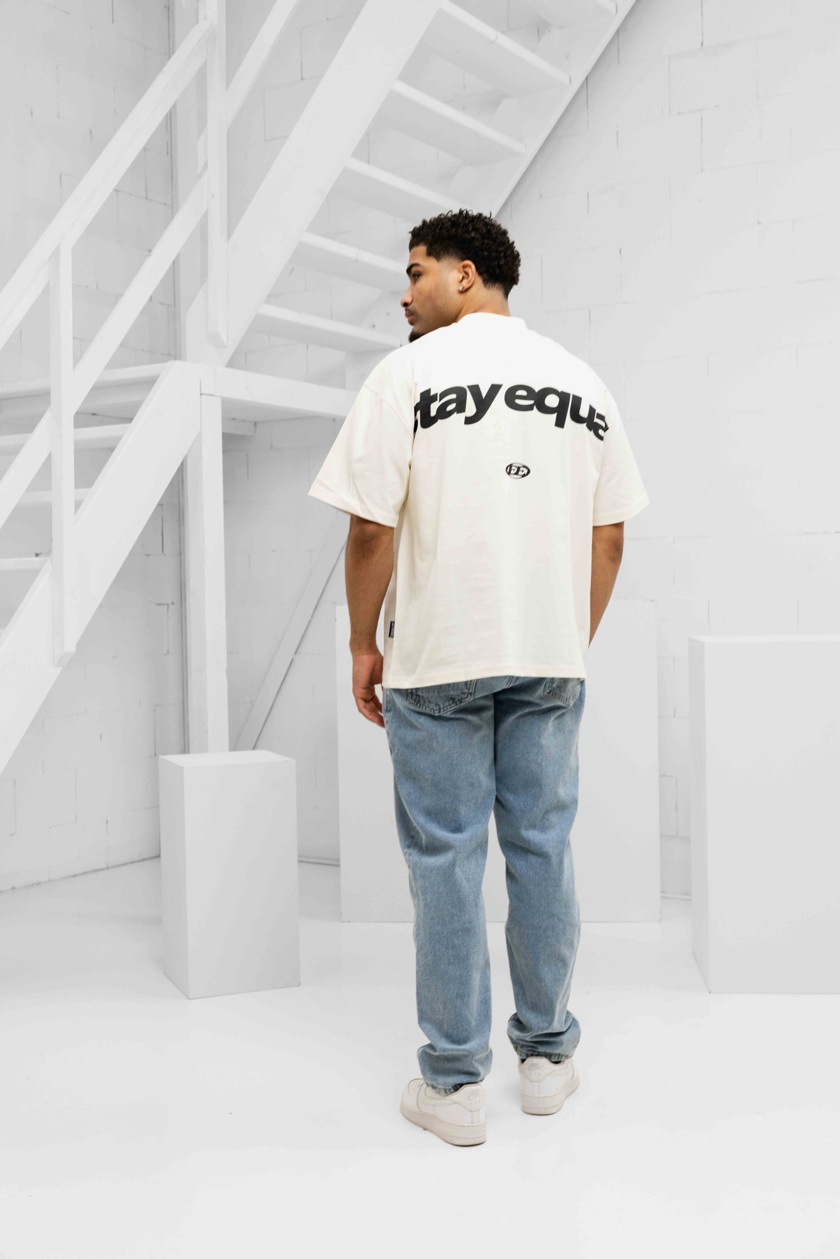 Equalité Stay Equal Boxy T-Shirt Gebroken Wit