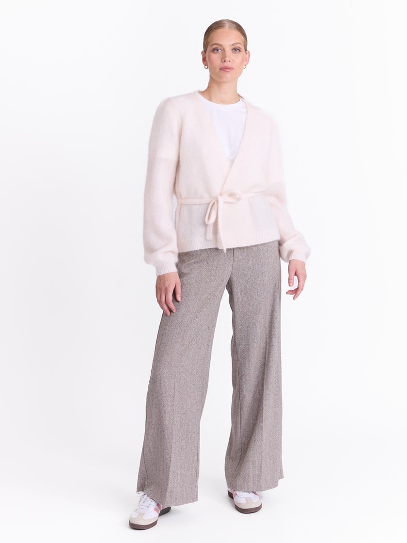 Lina cardigan Powder Puff