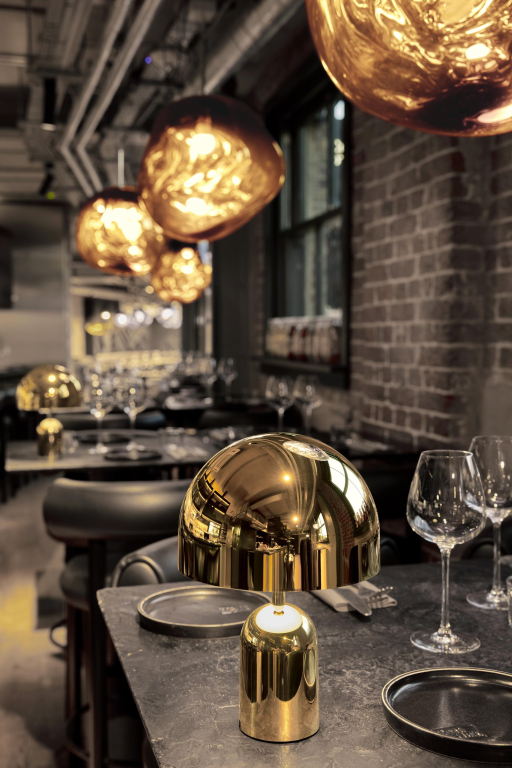 Tom Dixon Bell tafellamp LED oplaadbaar Fluro