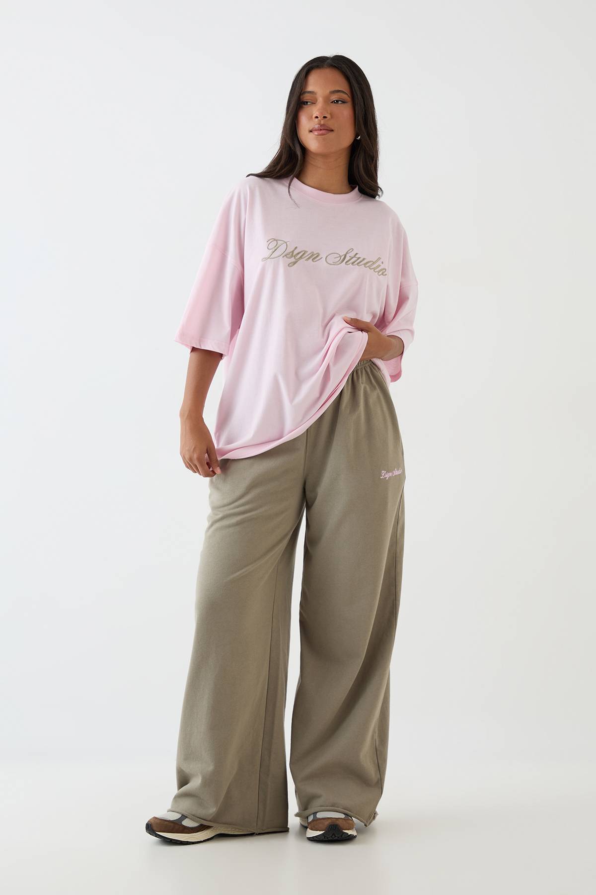 T-shirt Oversize Brodé Script Dsgn Studio