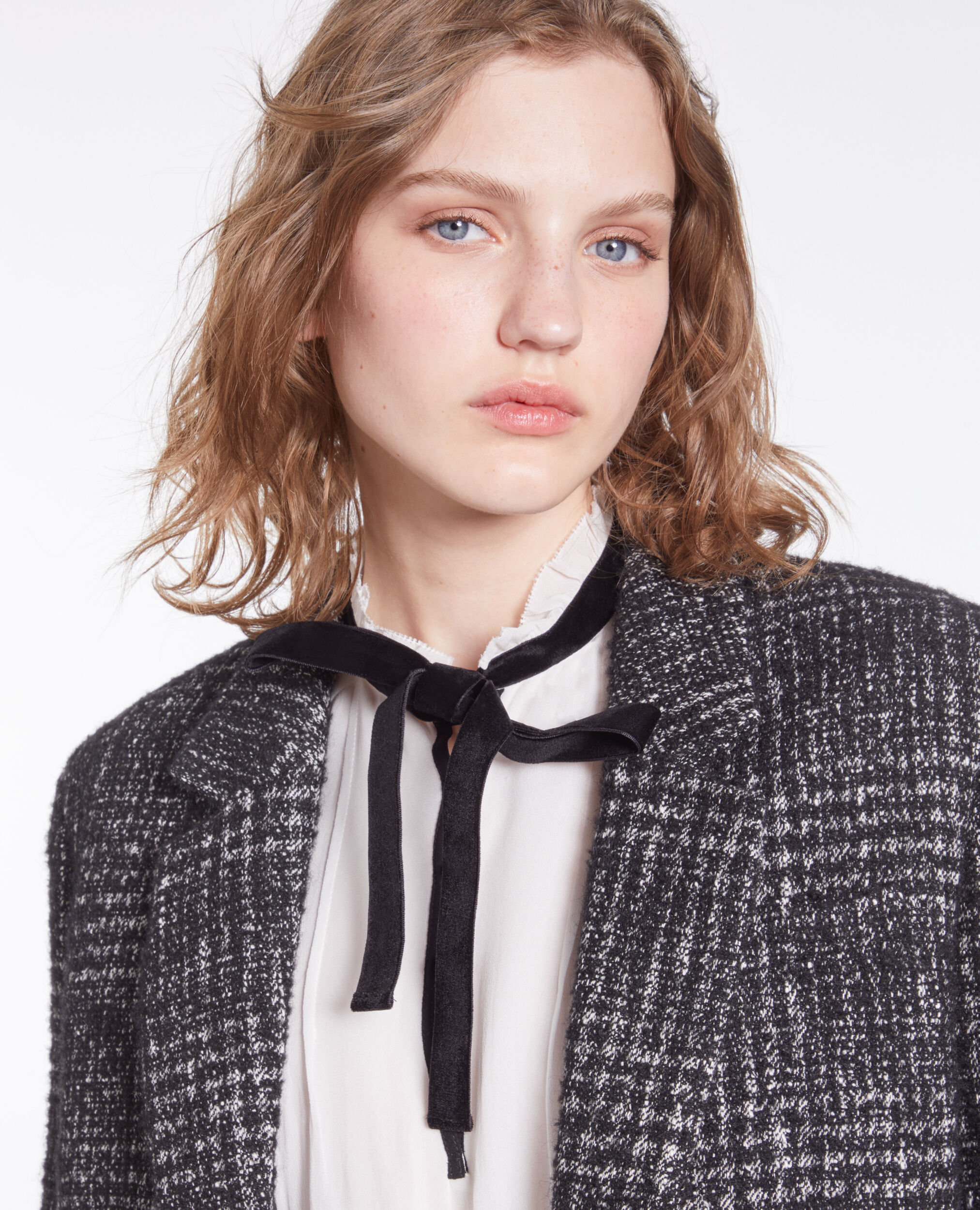 Blazer noir et blanc en tweed
