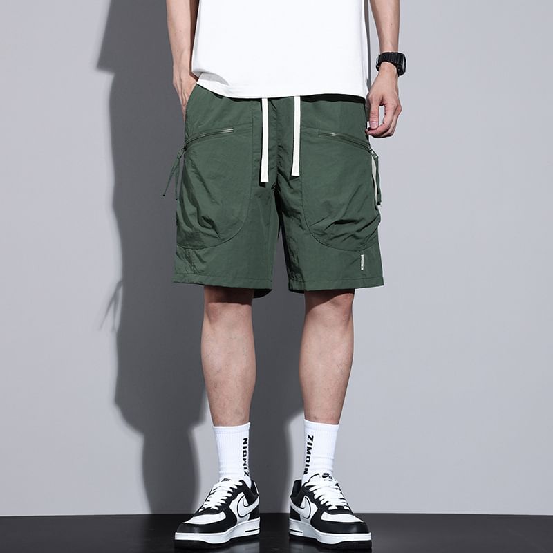 Denimic - Mid Rise Plain Cargo Shorts