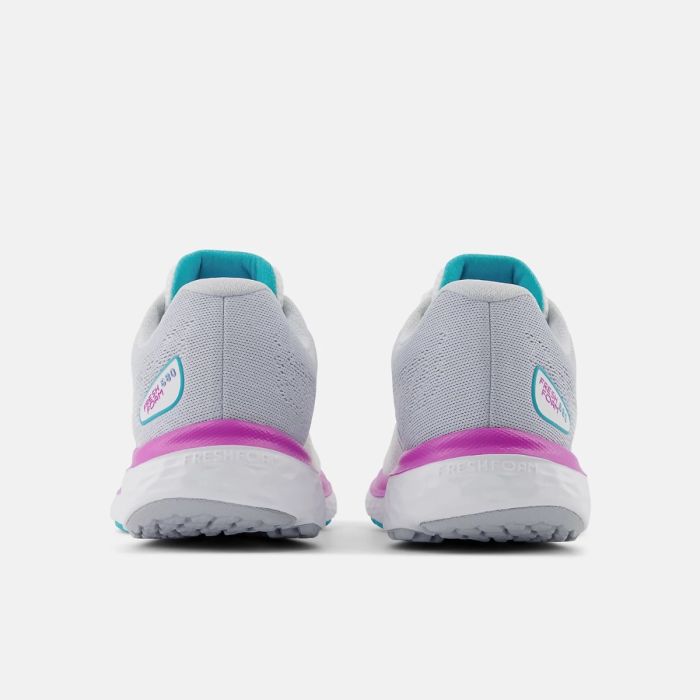 New Balance Dame Løbesko 680 V7 Hvid