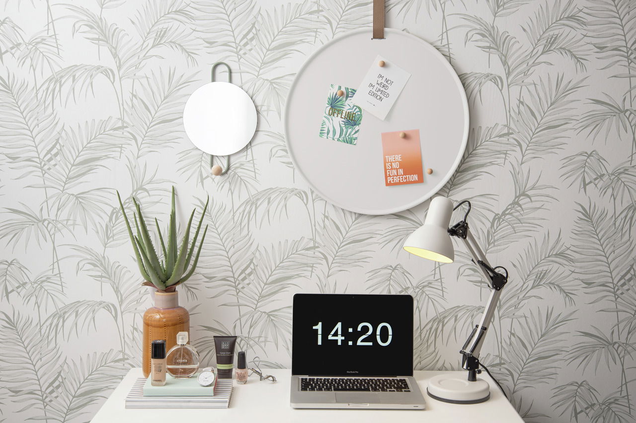 present time Memo Board PERKY