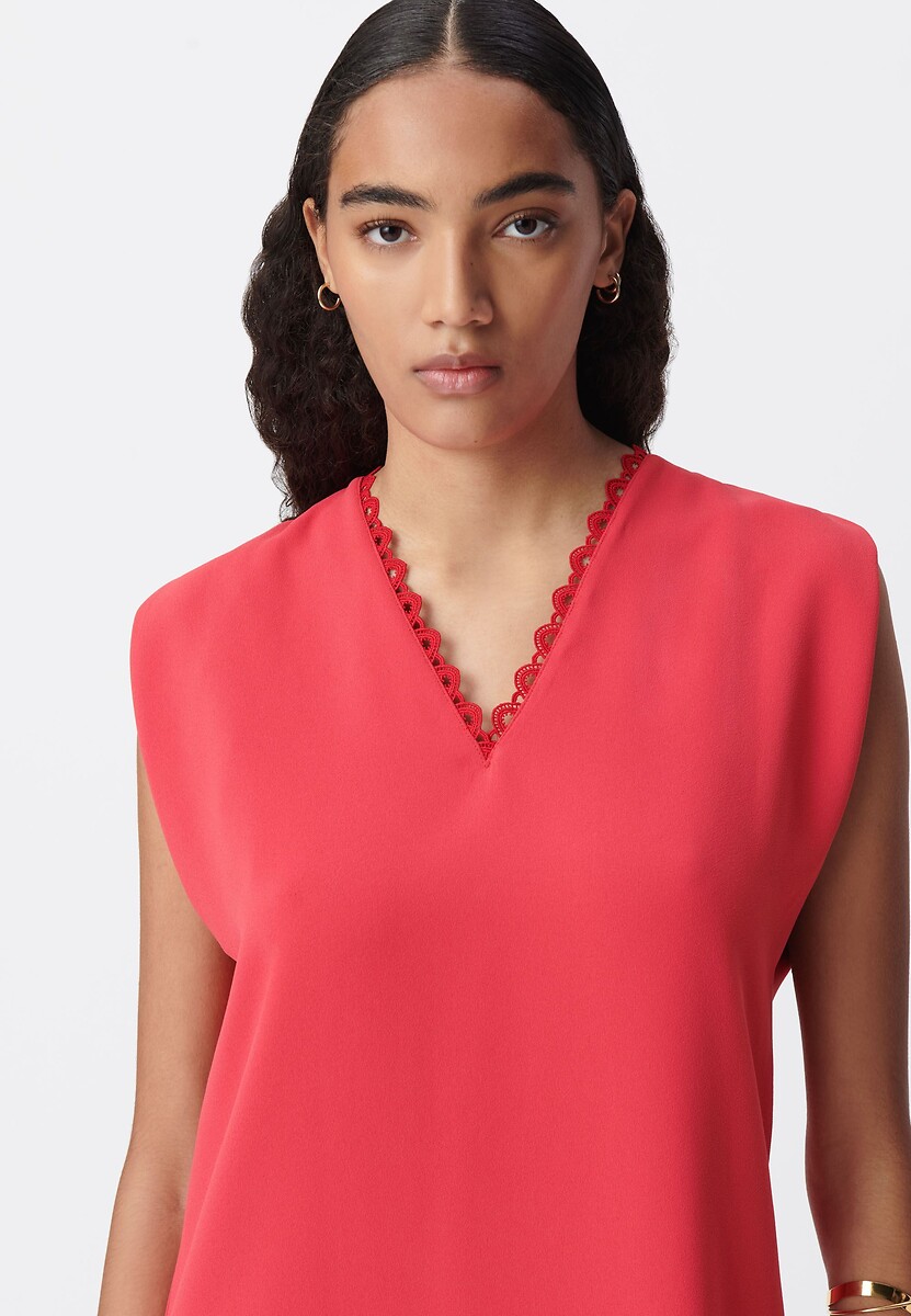 IKKS<br>Vestido curto sem mangas com decote em V
