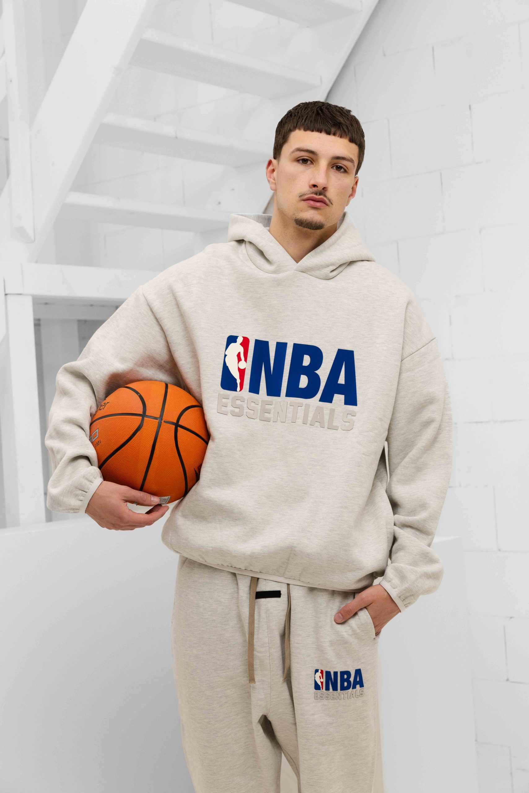 Fear Of God Essentials NBA Trainingspak Heren Grijs