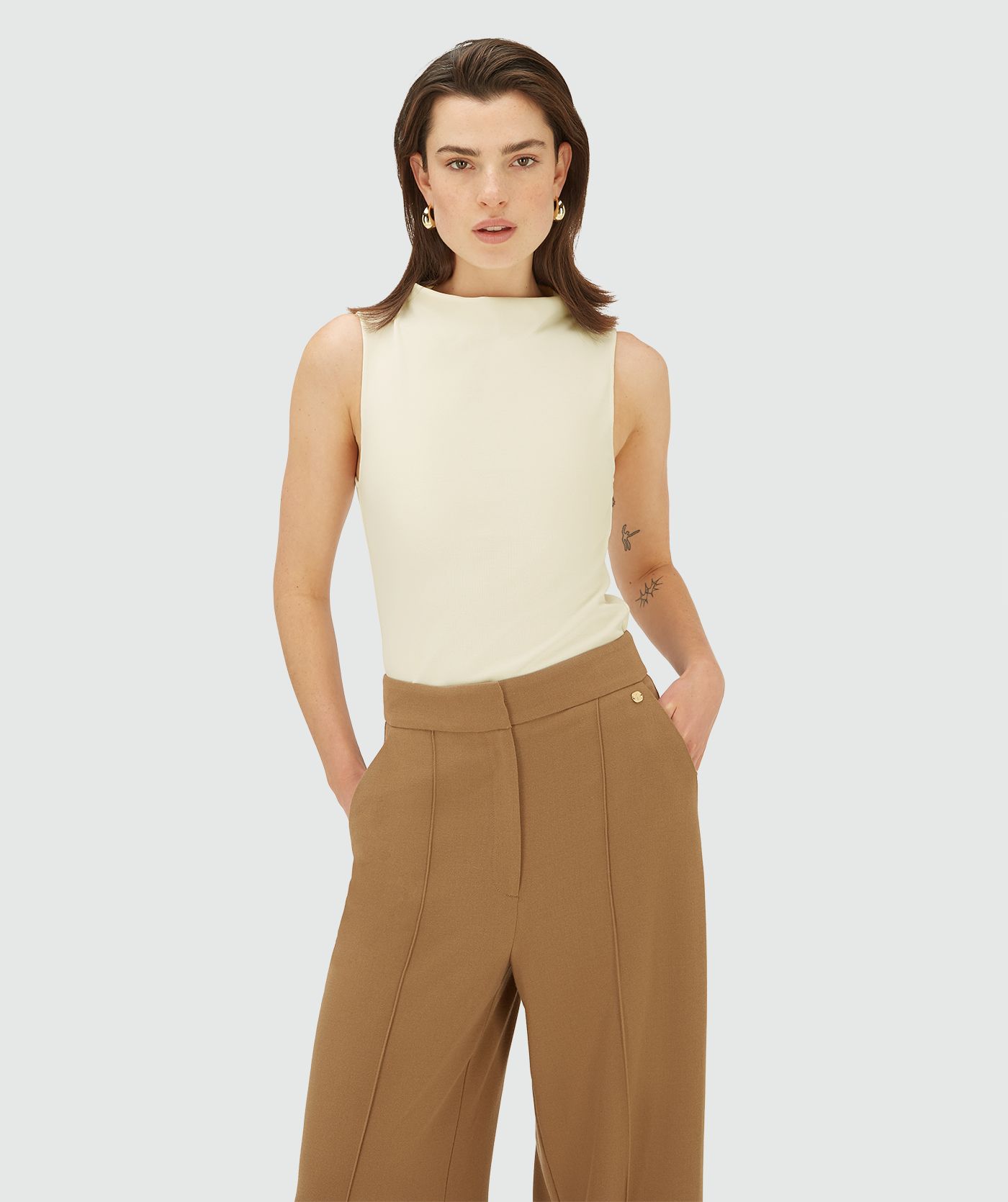 JV-BIBI slim fit top - creme white