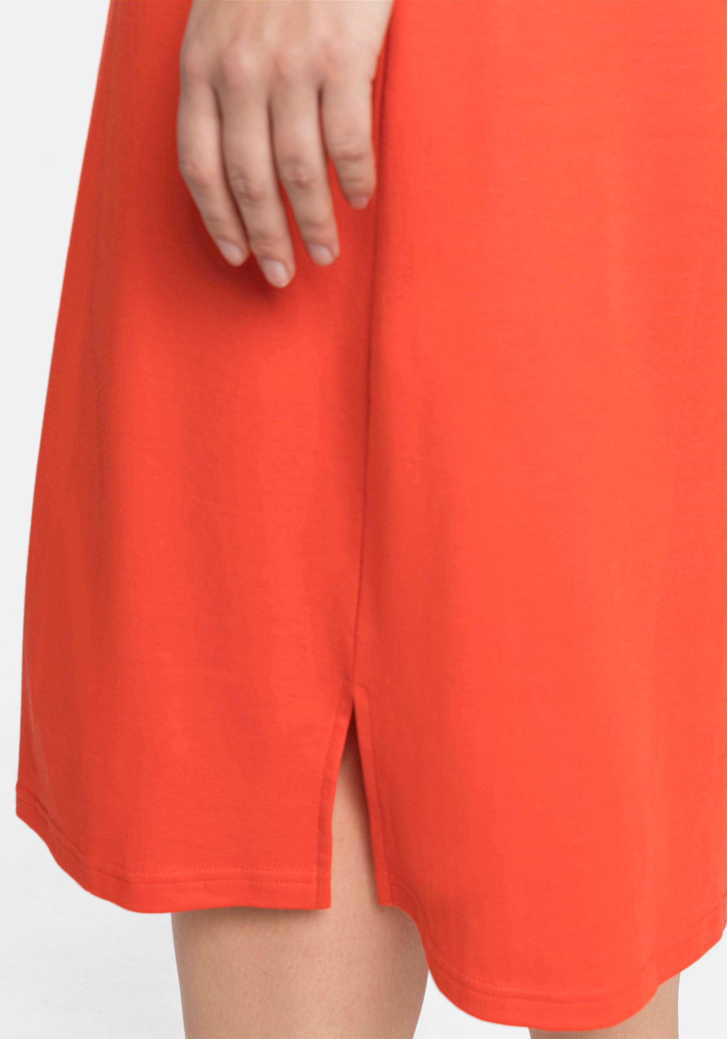 Shirtkleid mit gesmoktem V-Ausschnitt