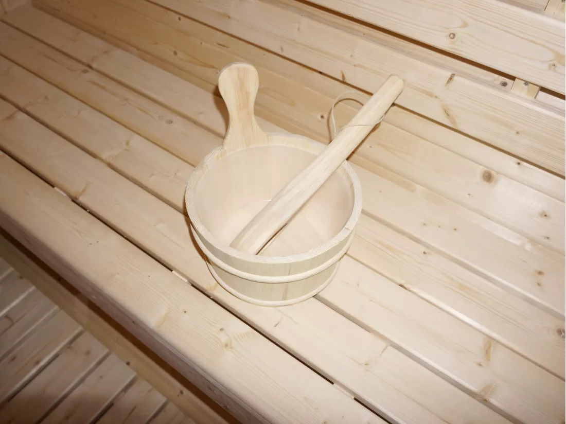 Sauna d'extérieur 6 places - L185 x P220 x H190 cm - ISOKYRO