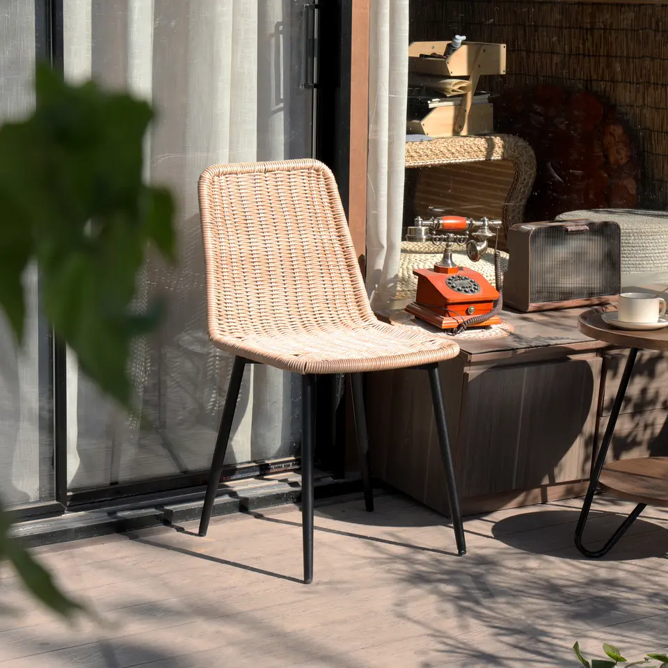 Set van 4 metalen tuinstoelen