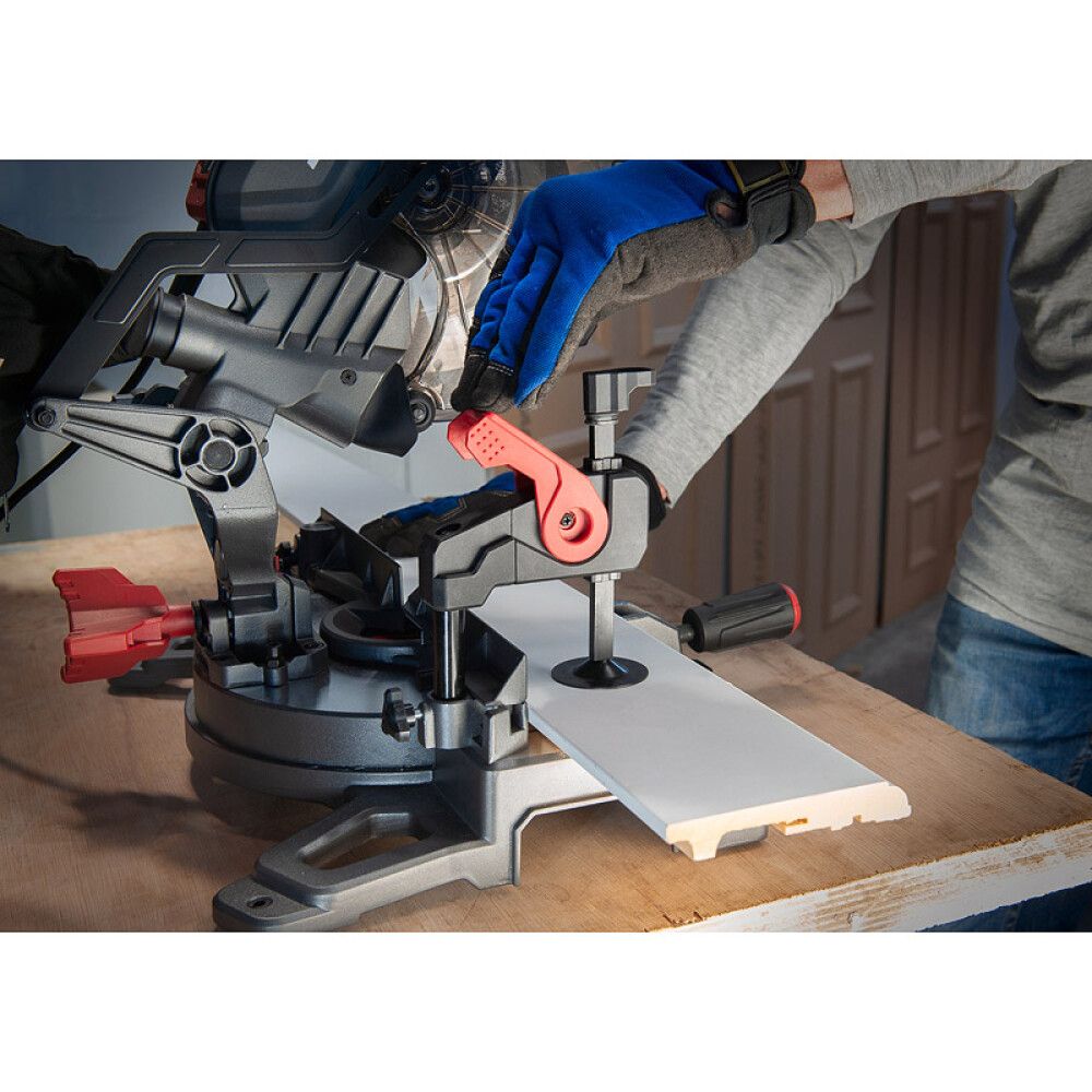 KAPP- OG GJÆRSAG SKIL 1305AA 1600W